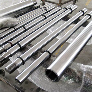 Forklift Hydraulic Piston Rod 25mm 32mm 35mm Hard Chrome Plated Replacement Parts and Lifting Platform Piston Rod High Precision High Precision Wear Resistant Hydraulic Cylinder Spare Parts.