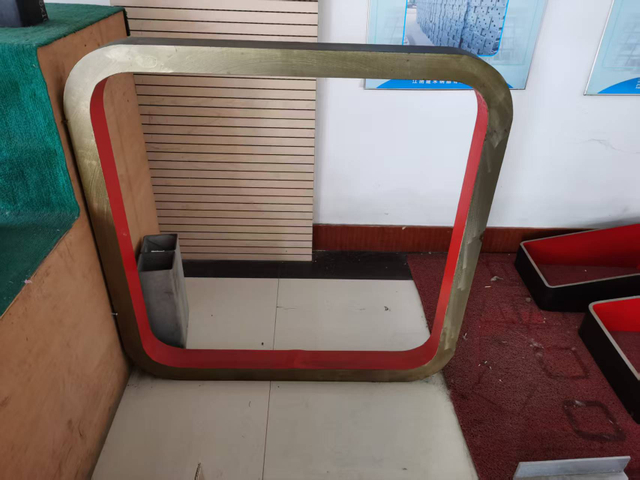 Corrosion Resistant Zinc Coated Square Rectangular Steel Tube For Construction And Decoration.